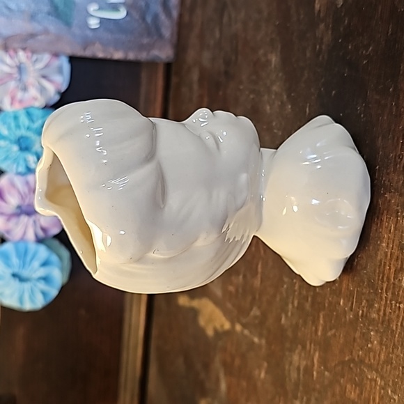 VINTAGE Lady's Head Vase - Picture 5 of 14